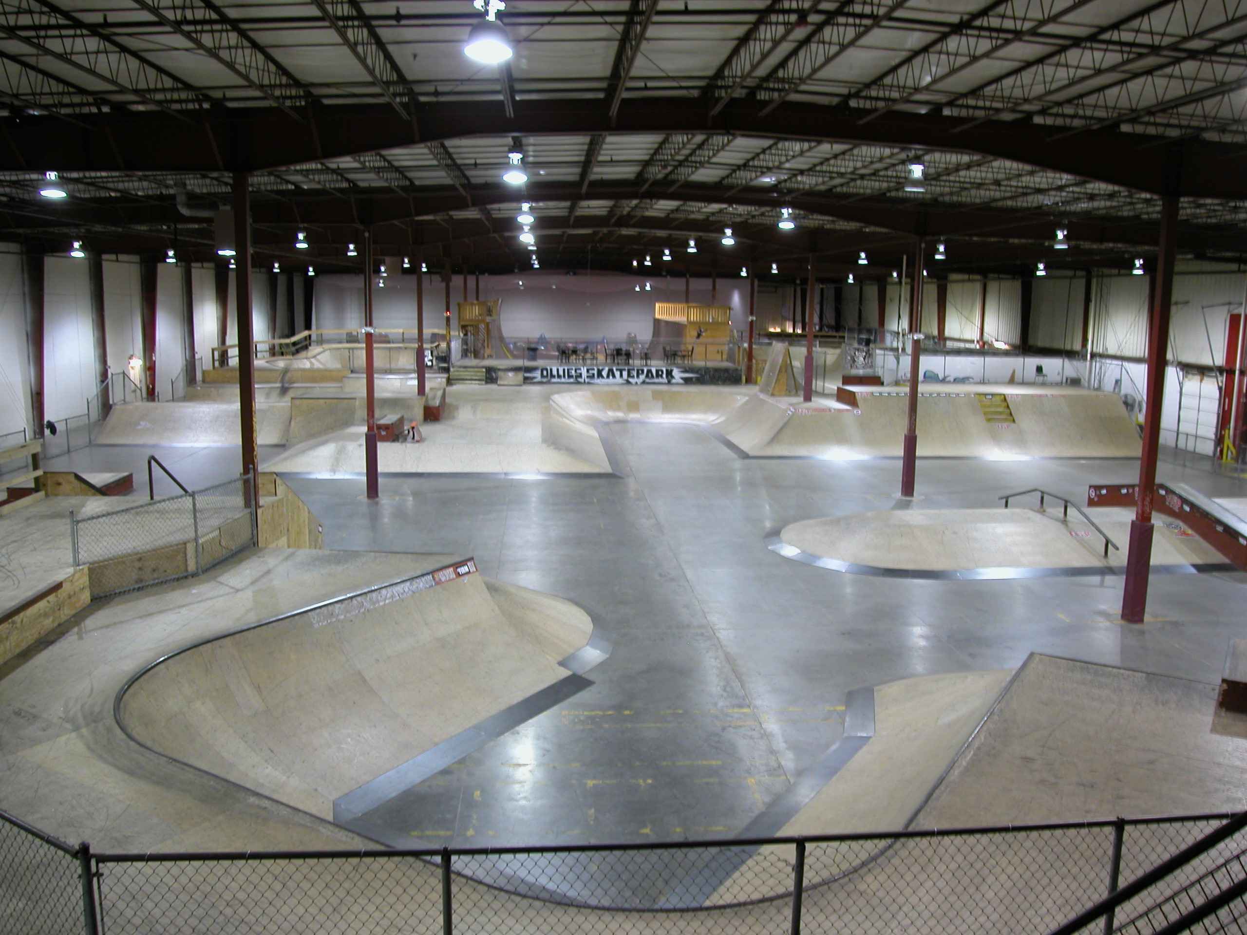 Skatepark podporuje zujem o tento typ portu hlavne u mladch.